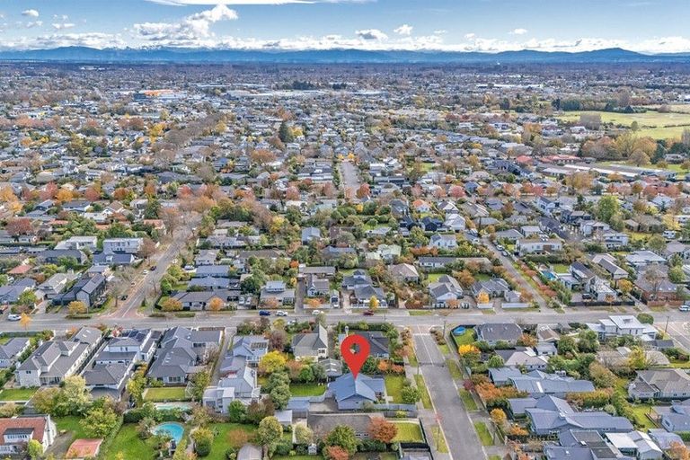 Photo of property in 73 Bretts Road, St Albans, Christchurch, 8052