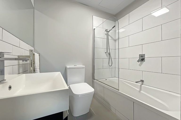 Photo of property in Detroit Apartments, 210/181u Tasman Street, Mount Cook, Wellington, 6021