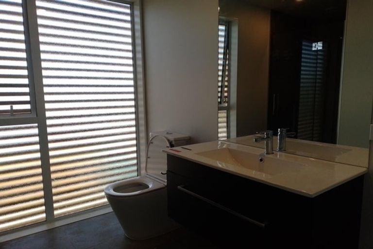 Photo of property in 3 Cleveland Street, Edgeware, Christchurch, 8013