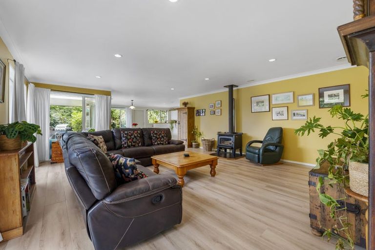 Photo of property in 1096 Egmont Road, Egmont Village, New Plymouth, 4372