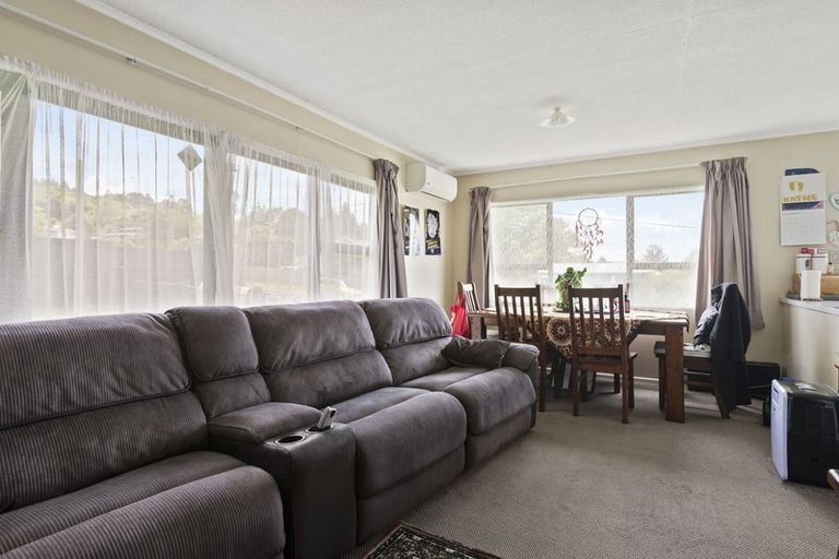 Photo of property in 77 Thomas Crescent, Western Heights, Rotorua, 3015