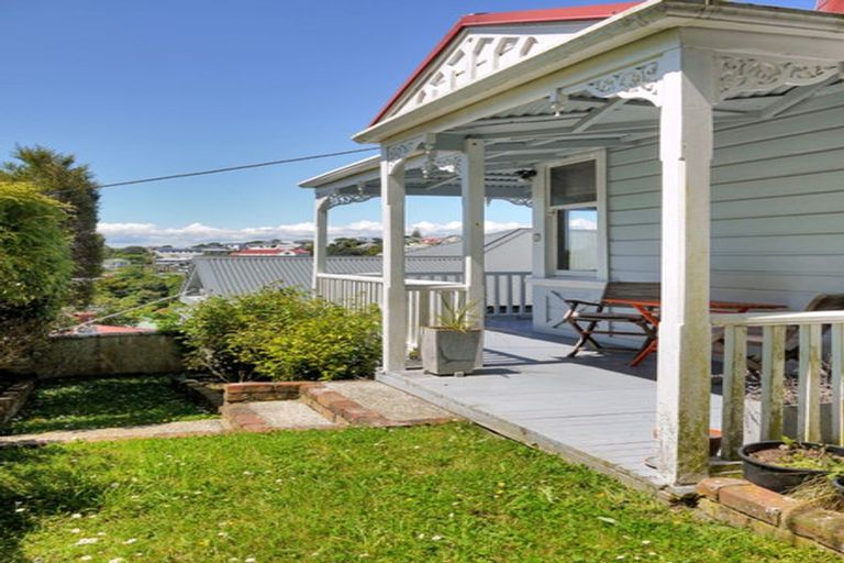 Photo of property in 33 Reuben Avenue, Brooklyn, Wellington, 6021