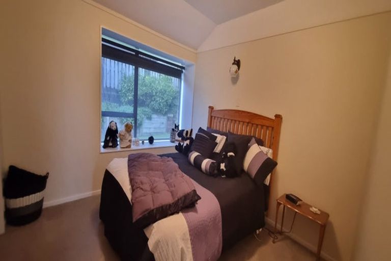 Photo of property in 4 Lombardy Place, Whalers Gate, New Plymouth, 4310