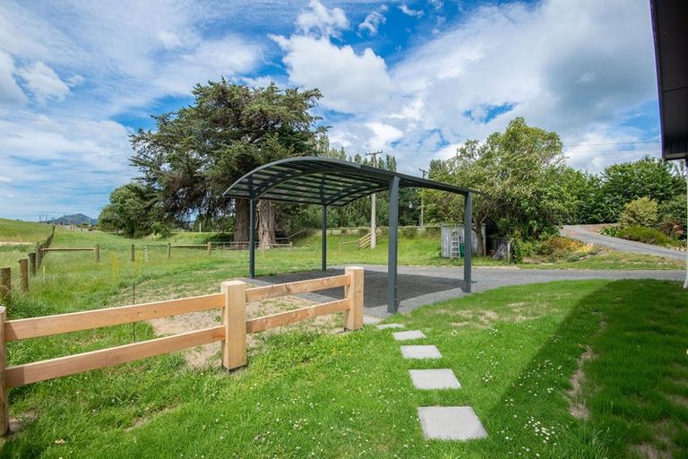 Photo of property in 806 Outram-mosgiel Road, Riverside, Outram, 9073
