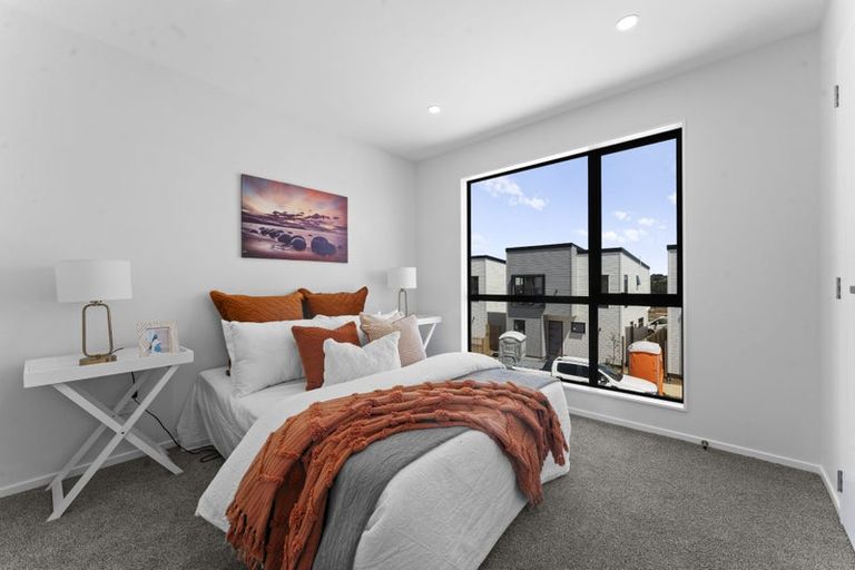 Photo of property in 11 Greenbrier Street, Westgate, 0814