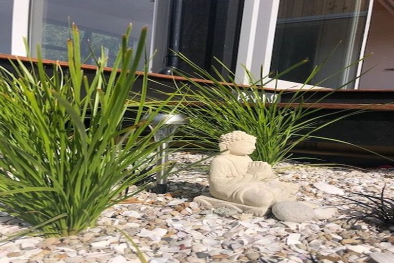 Photo of property in 8b Ngatai Road, Otumoetai, Tauranga, 3110