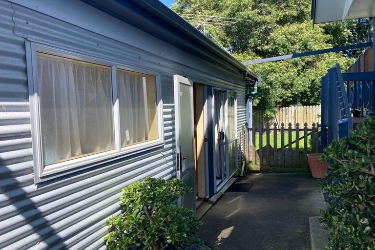 Photo of property in 163 Bradbury Road, Botany Downs, Auckland, 2010