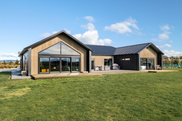 Photo of property in 470 Clinton Highway, Te Houka, Balclutha, 9273