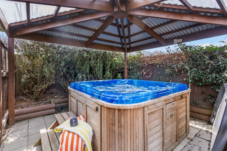 Photo of property in 102 Courtenay Drive, Kaiapoi, 7630