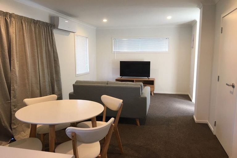 Photo of property in 7u4 Burrows Place, Frankton, Hamilton, 3204