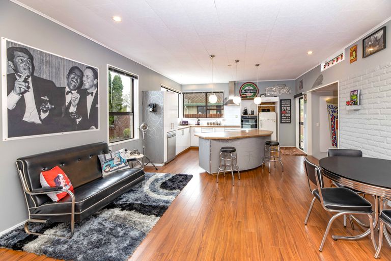 Photo of property in 40 Kowhai Avenue, Rangiora, 7400