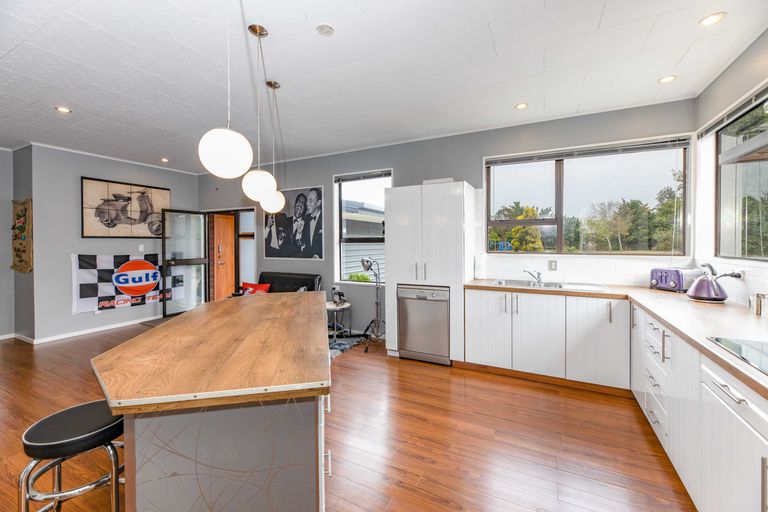 Photo of property in 40 Kowhai Avenue, Rangiora, 7400