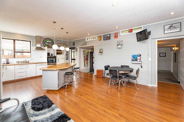 Photo of property in 40 Kowhai Avenue, Rangiora, 7400