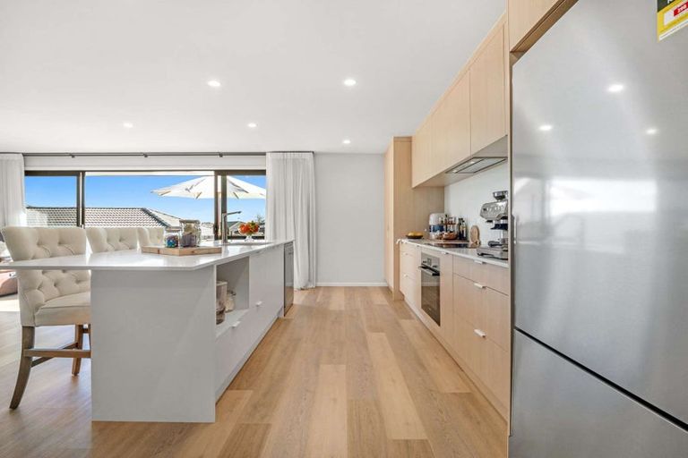 Photo of property in 8 Evan Tasman Lane, Waiuku, 2123