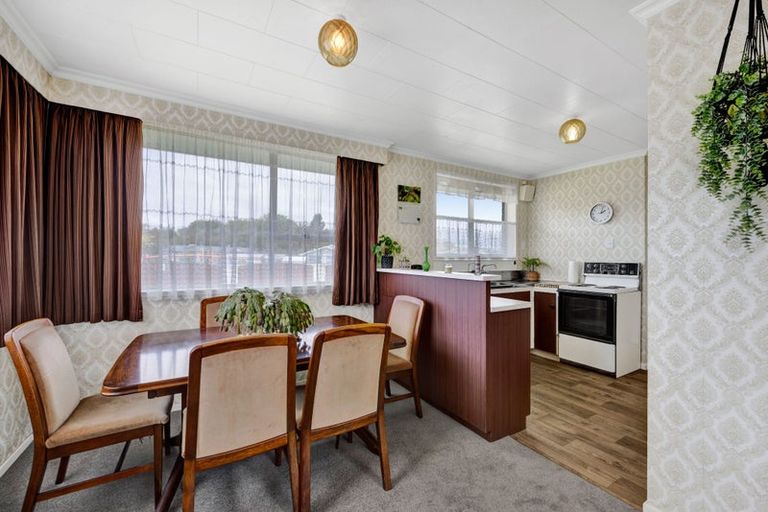 Photo of property in 3 Caesar Street, Stratford, 4332