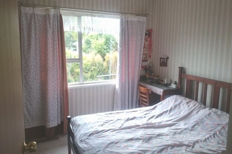 Photo of property in 22 Colin Wild Place, Glenfield, Auckland, 0629