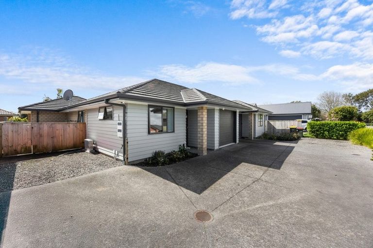 Photo of property in 13 Leebank Crescent, Riverhead, 0820