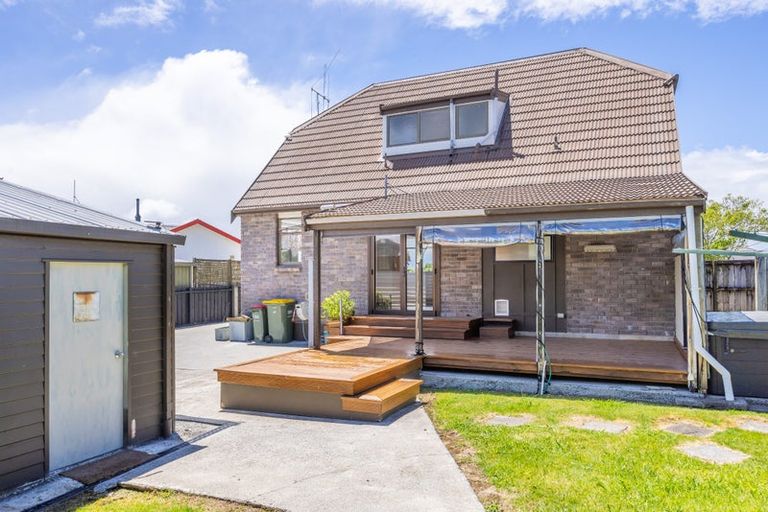 Photo of property in 50 Poaka Avenue, Dinsdale, Hamilton, 3204