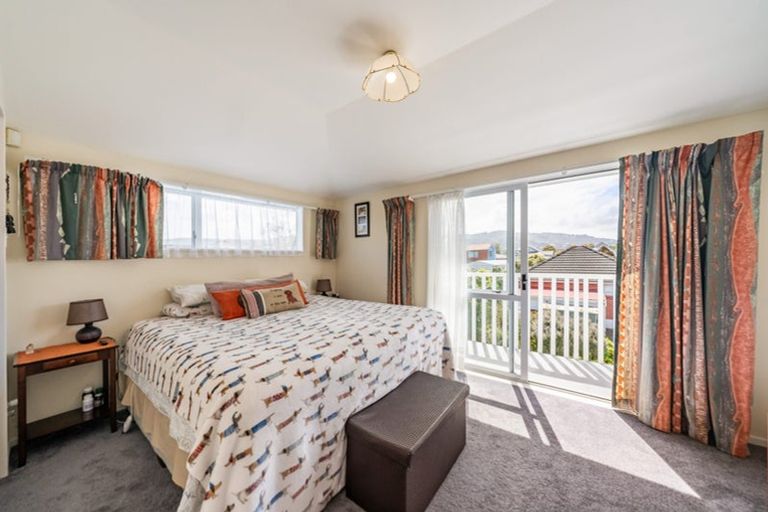 Photo of property in 13 Whites Line West, Woburn, Lower Hutt, 5010