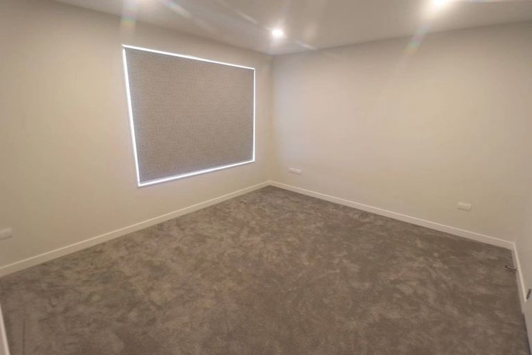 Photo of property in 10 Silvereye Road, Hobsonville, Auckland, 0616