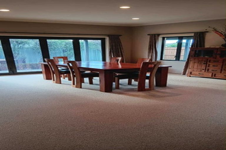 Photo of property in 24 Delta Mews Place, Clive, 4102