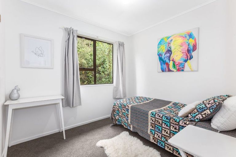 Photo of property in 19 Staithes Drive North, Whitby, Porirua, 5024