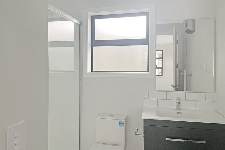 Photo of property in 30 Te Ara O Motutawa, Avalon, Lower Hutt, 5011