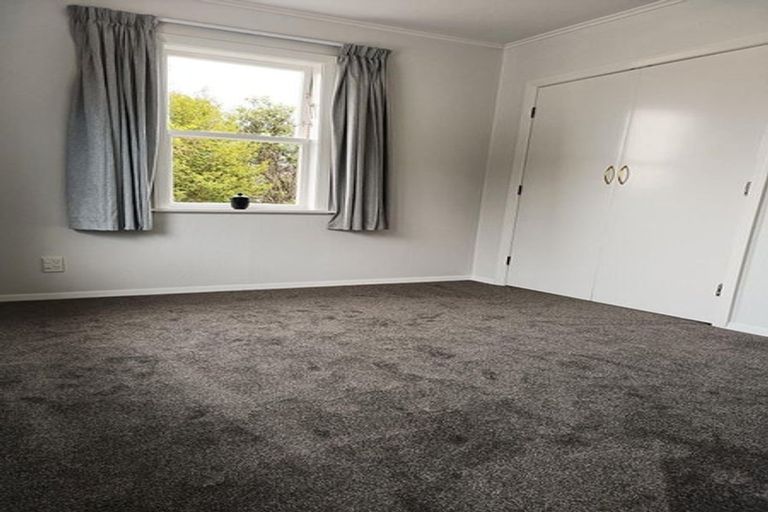 Photo of property in 5f1 Wilmshurst Place, Tawa, Wellington, 5028