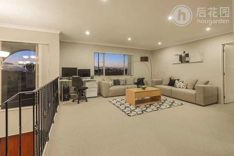 Photo of property in 1 Birchlands Road, Flat Bush, Auckland, 2019