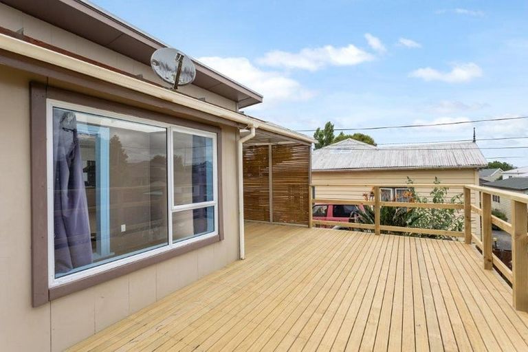Photo of property in 28 Harrisville Road, Tuakau, 2121