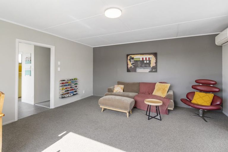 Photo of property in 1-2/8a Douglas Street, Highfield, Timaru, 7910