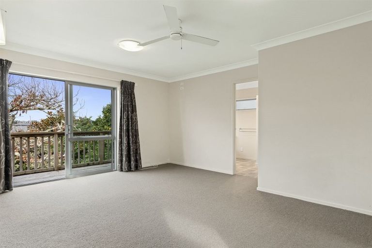 Photo of property in 5 Rewarewa Place, Matua, Tauranga, 3110