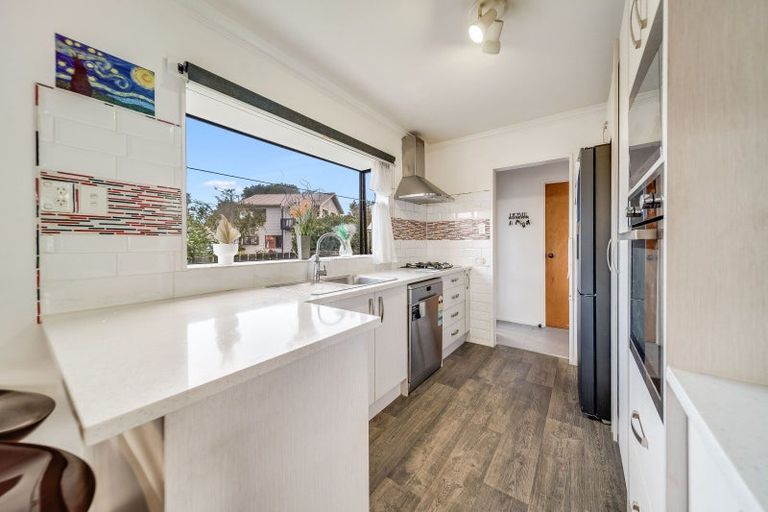 Photo of property in 3/55 Tuhikaramea Road, Dinsdale, Hamilton, 3204