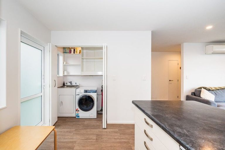 Photo of property in 5 Sharda Grove, Paraparaumu Beach, Paraparaumu, 5032