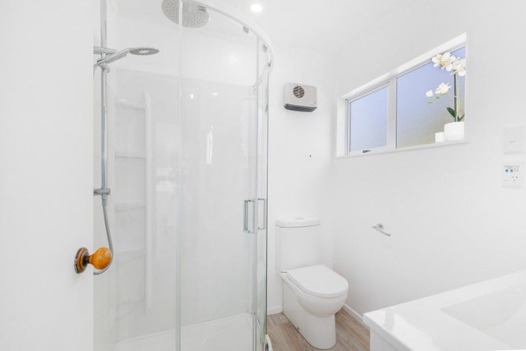 Photo of property in 33 Spyglass Lane, Whitby, Porirua, 5024