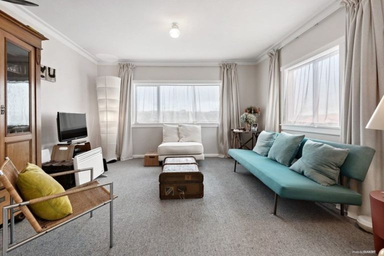 Photo of property in 39 Fraser Avenue, Johnsonville, Wellington, 6037