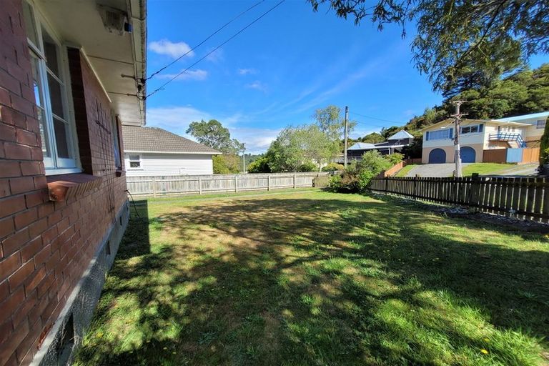 Photo of property in 12 Lowry Crescent, Stokes Valley, Lower Hutt, 5019