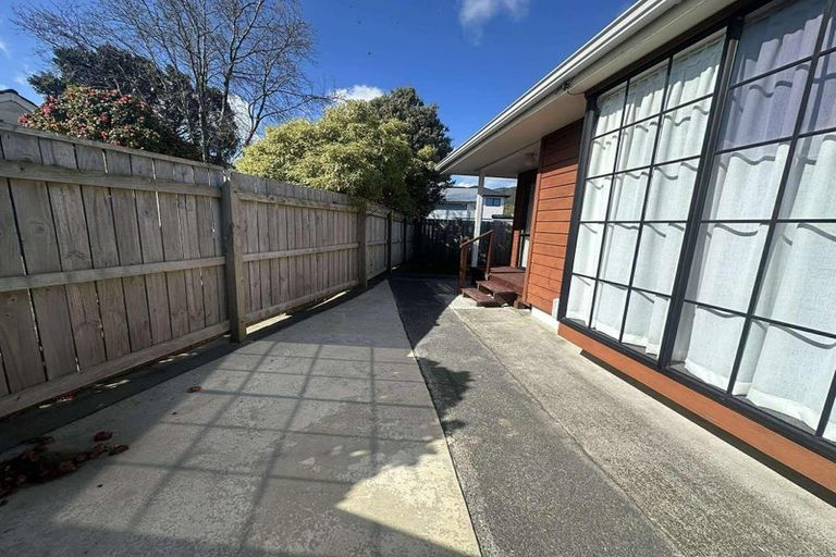 Photo of property in 5/8 Hewer Crescent, Naenae, Lower Hutt, 5011