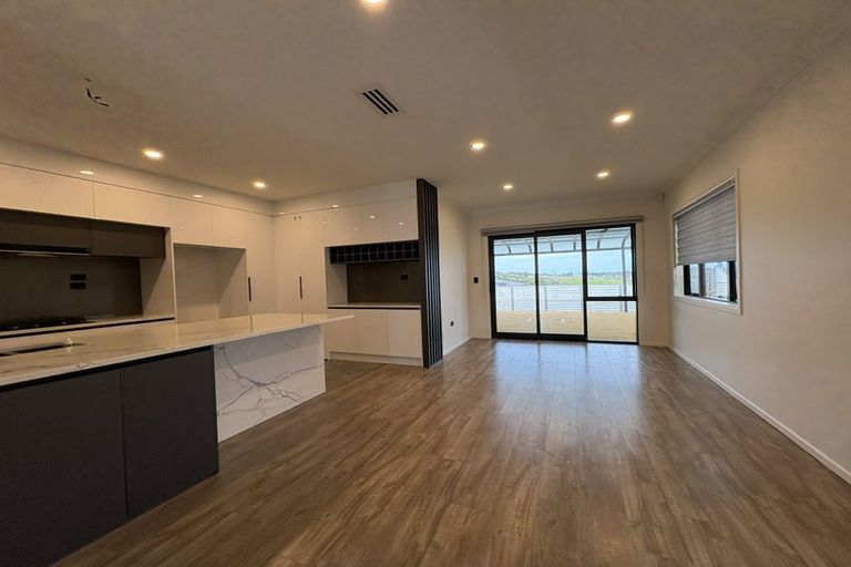 Photo of property in 42 Dromoland Drive, Flat Bush, Auckland, 2019