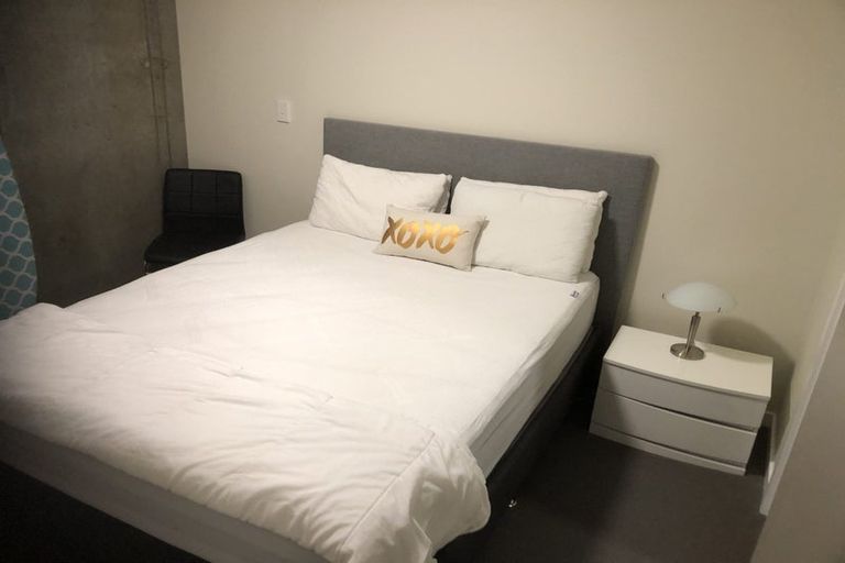 Photo of property in Frame Apartments, 603/111u Molesworth Street, Thorndon, Wellington, 6011