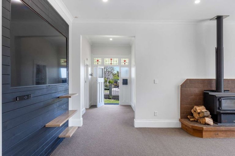 Photo of property in 2 Cobden Street, Gisborne, 4010