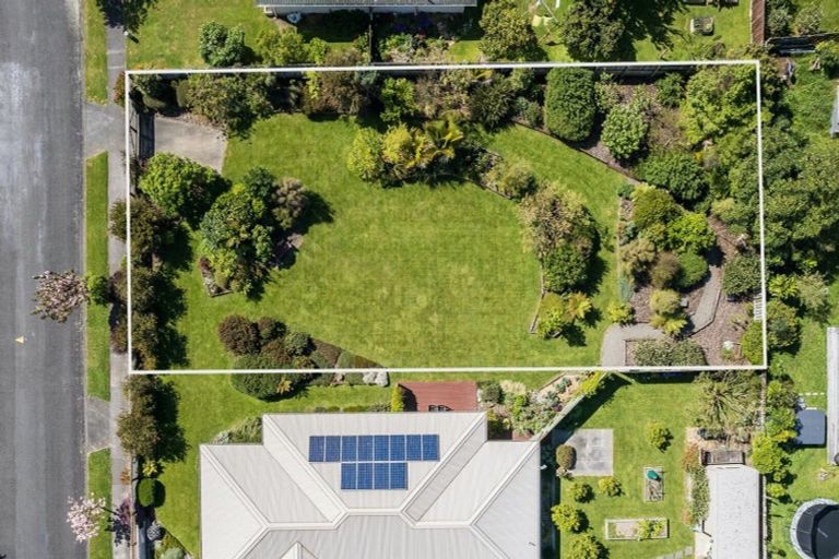 Photo of property in 17 Matai Street, Waikanae, 5036