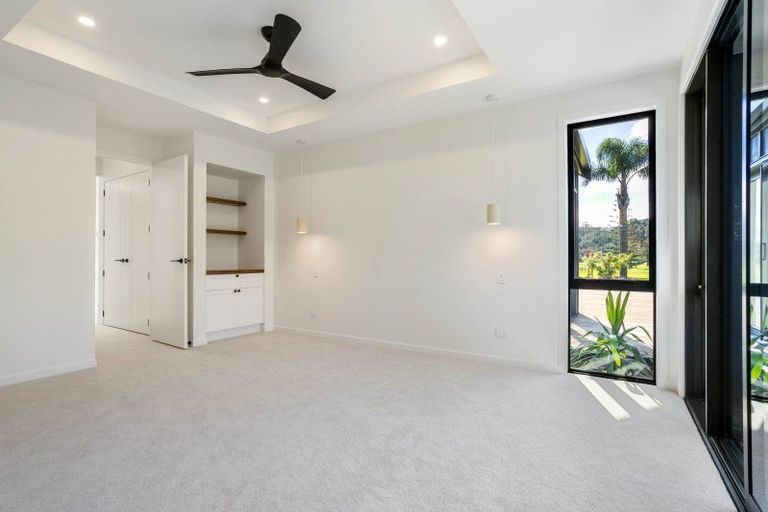 Photo of property in 20 Titoki Lane, Whangamata, 3691