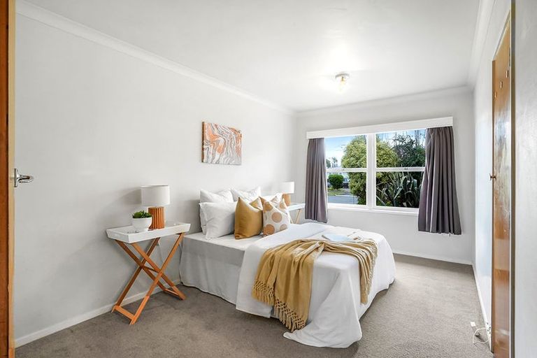Photo of property in 12 Somme Crescent, Hillcrest, Hamilton, 3216