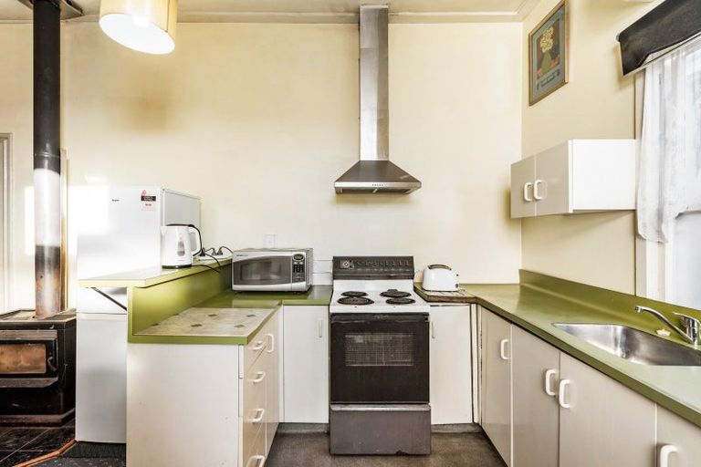 Photo of property in 5 Todd Street, Napier South, Napier, 4110