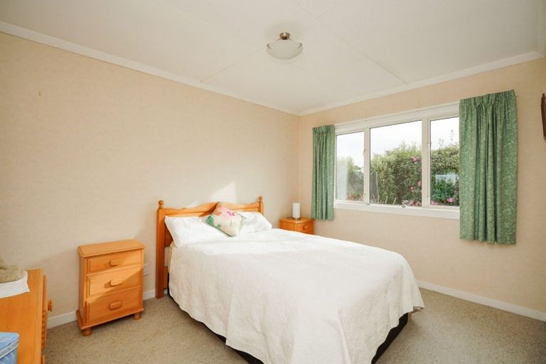 Photo of property in 54 Park Street, Winton, 9720