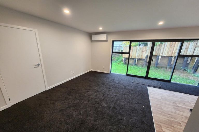 Photo of property in 49 Taylor Terrace, Tawa, Wellington, 5028