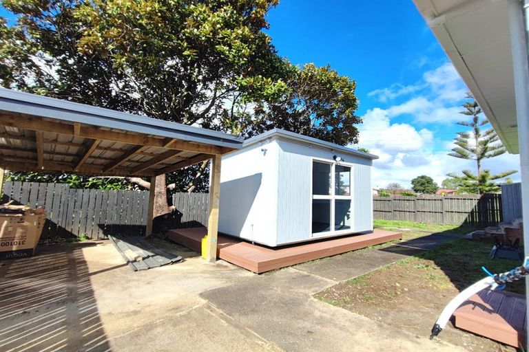 Photo of property in 9 Lachlan Place, Favona, Auckland, 2024