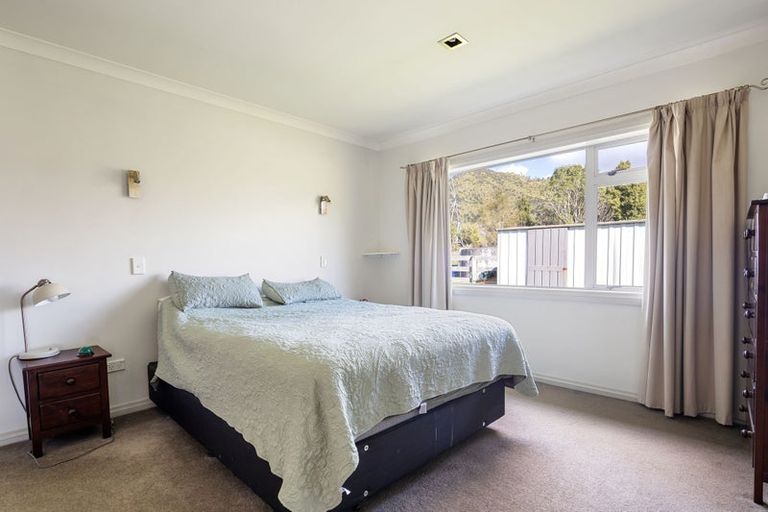 Photo of property in 10 Parker Road, Huntly, 3771