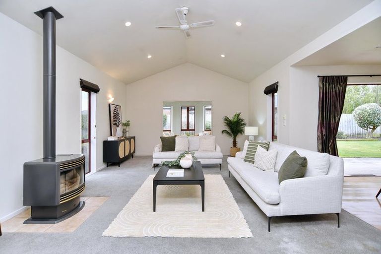 Photo of property in 46 Rushmore Drive, Belfast, Christchurch, 8051